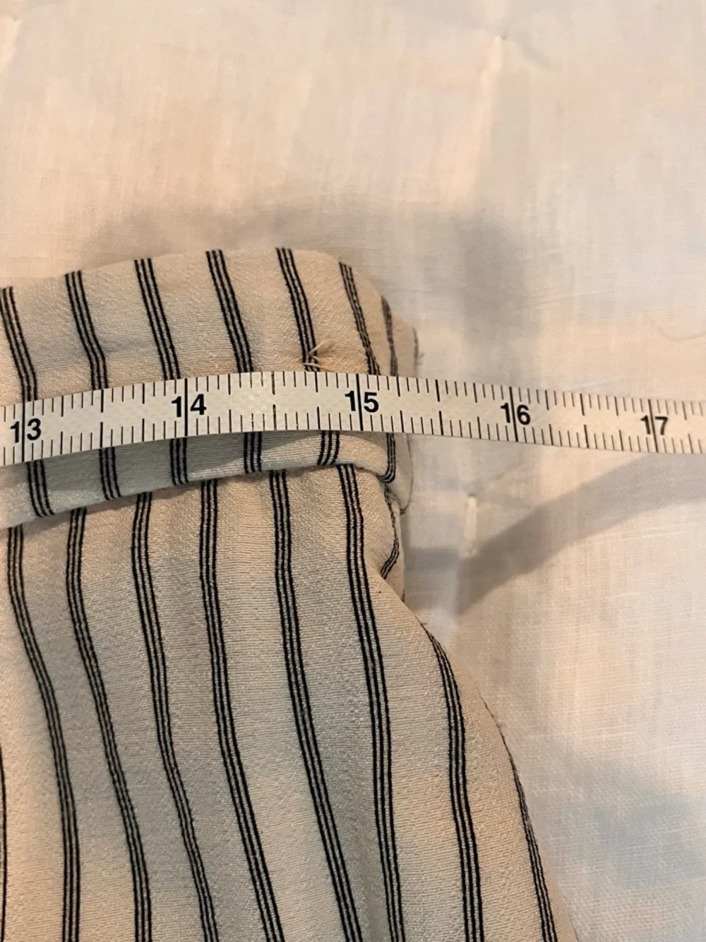 H&M Pinstripe Wide Leg Pants Flowy Pockets Side Zip LW Summer Perfect Career